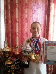 Русанов Олег вновь стал победителем краевого турнира по шахматам. 